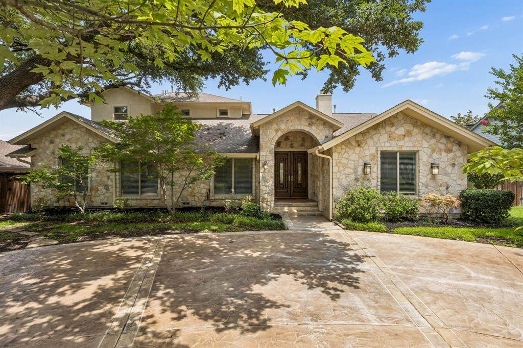 7635 Tanglecrest Drive - Photo 1