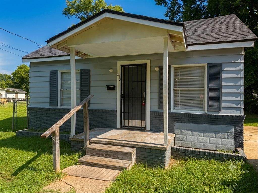 413 Montgomery Street - Photo 1