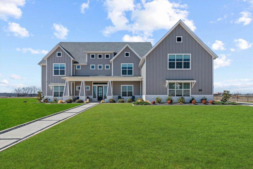 711 Lexington Lane - Photo 1