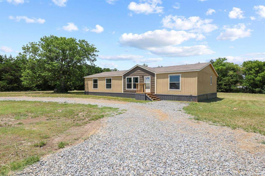 225 Hemby Way - Photo 1