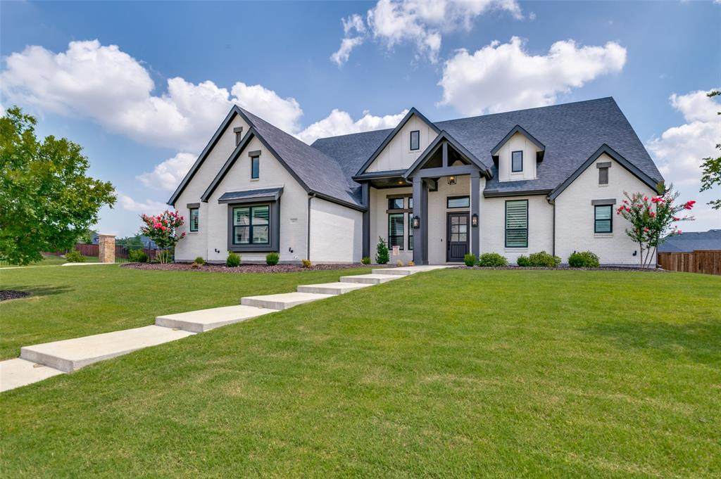 307 Broadmoor Drive - Photo 1