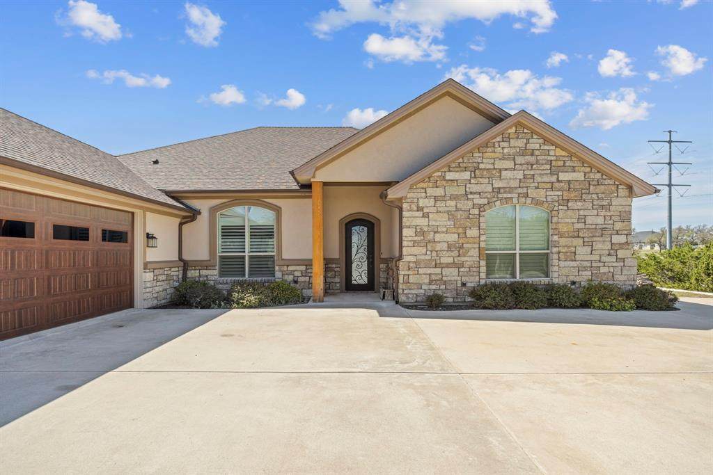 225 Plum Circle - Photo 1