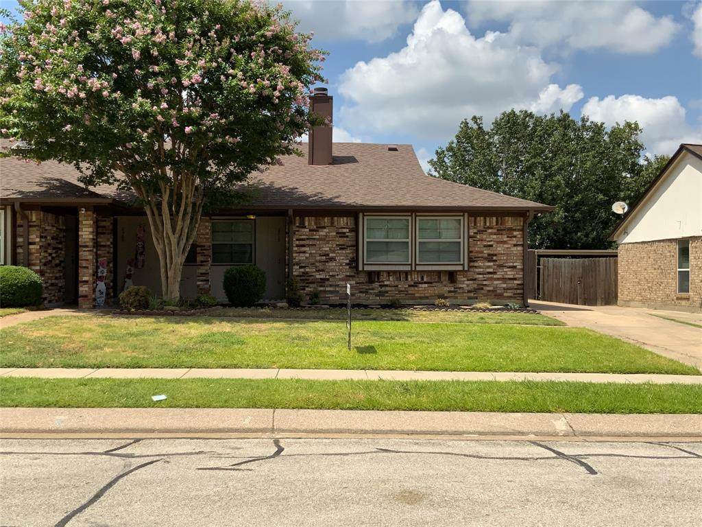 2313 Dalewood Lane - Photo 1