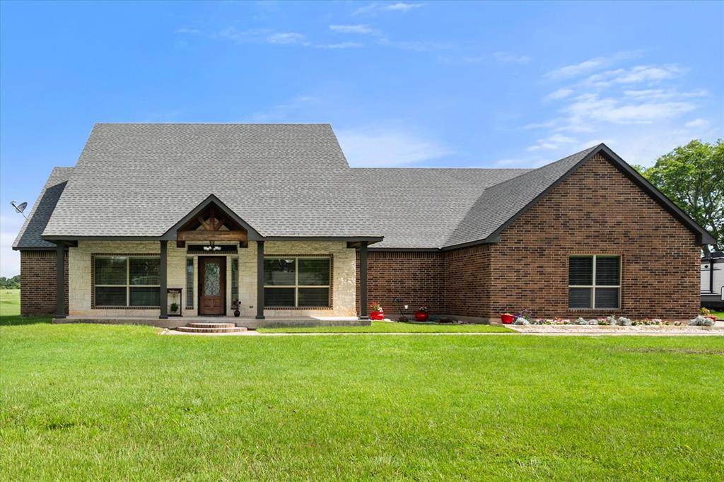 215 Northline Road - Photo 1