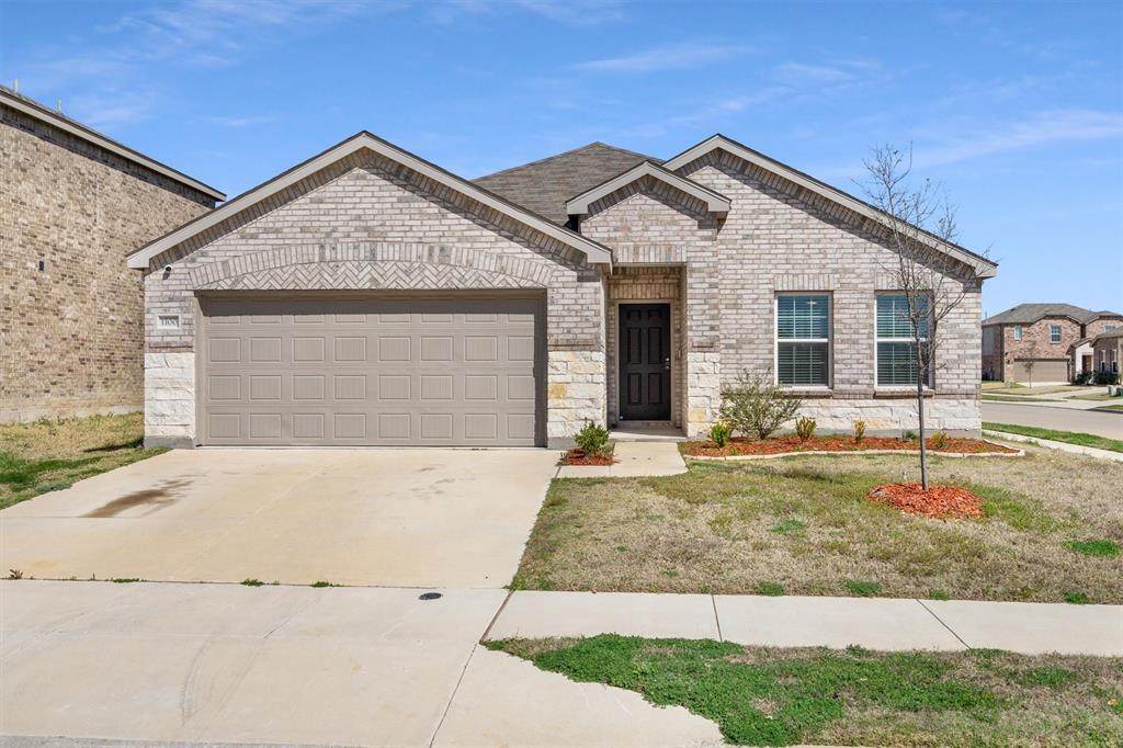 1100 Varson Drive - Photo 1