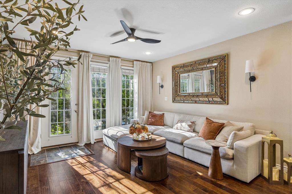 950 Henderson Street - Photo 1