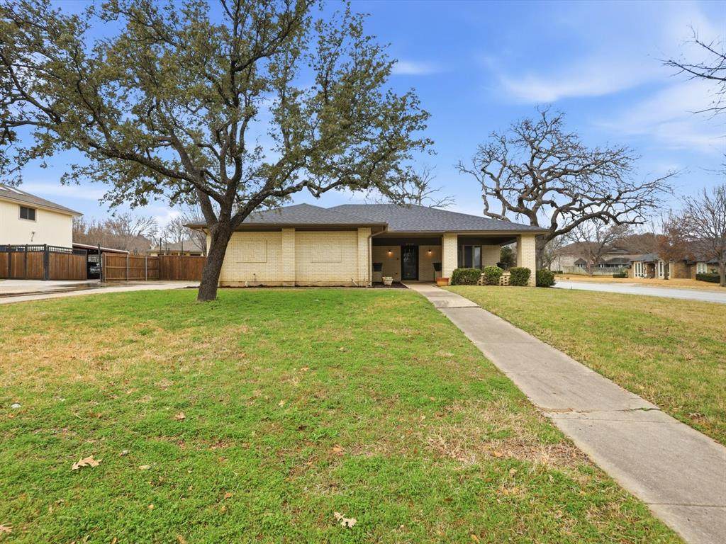 3716 Sweetbriar Lane - Photo 1