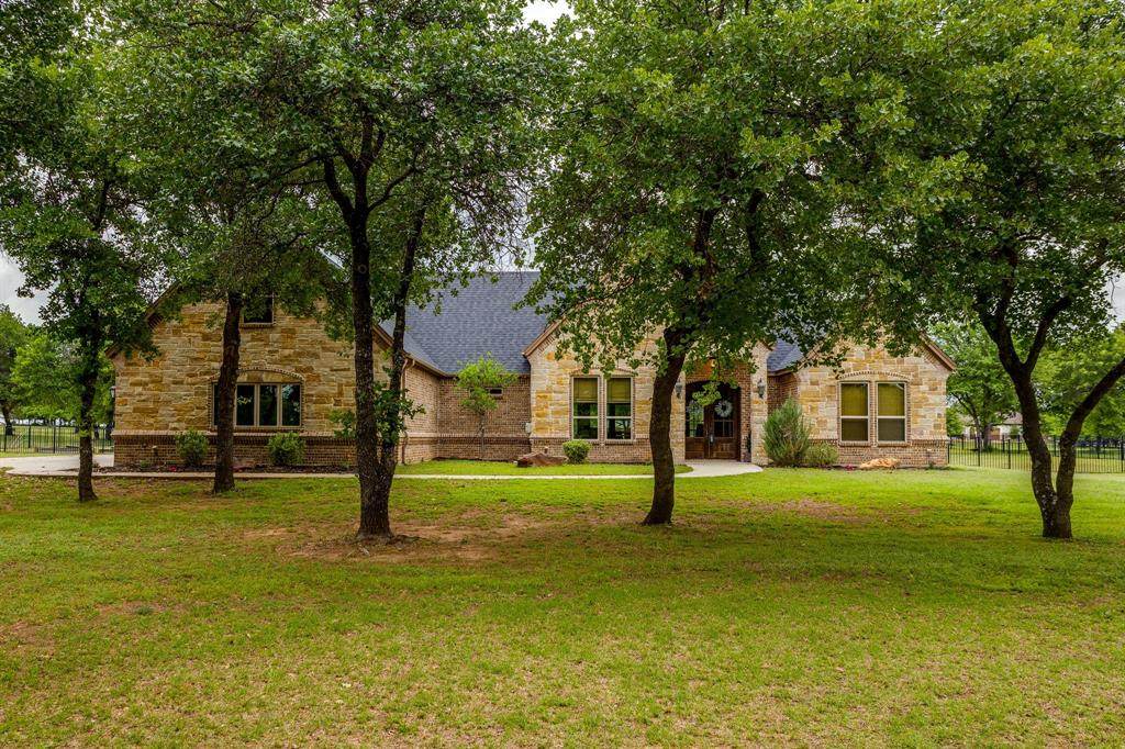106 Treeline Court - Photo 1