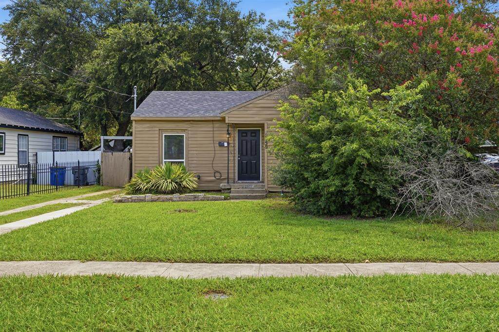 1450 Holcomb Road - Photo 1