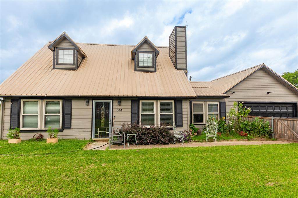 344 Egret Circle - Photo 1