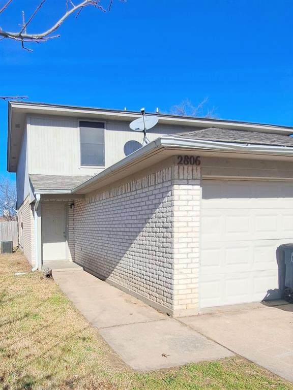 2806 Ridgecrest Drive - Photo 1
