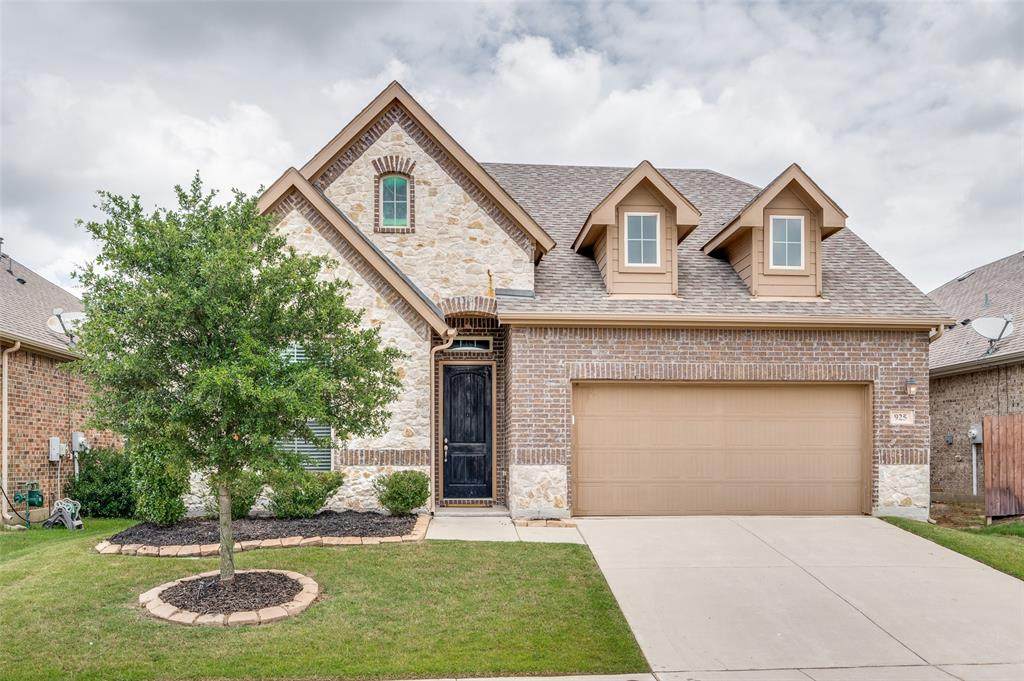 925 Lake Cypress Lane - Photo 1