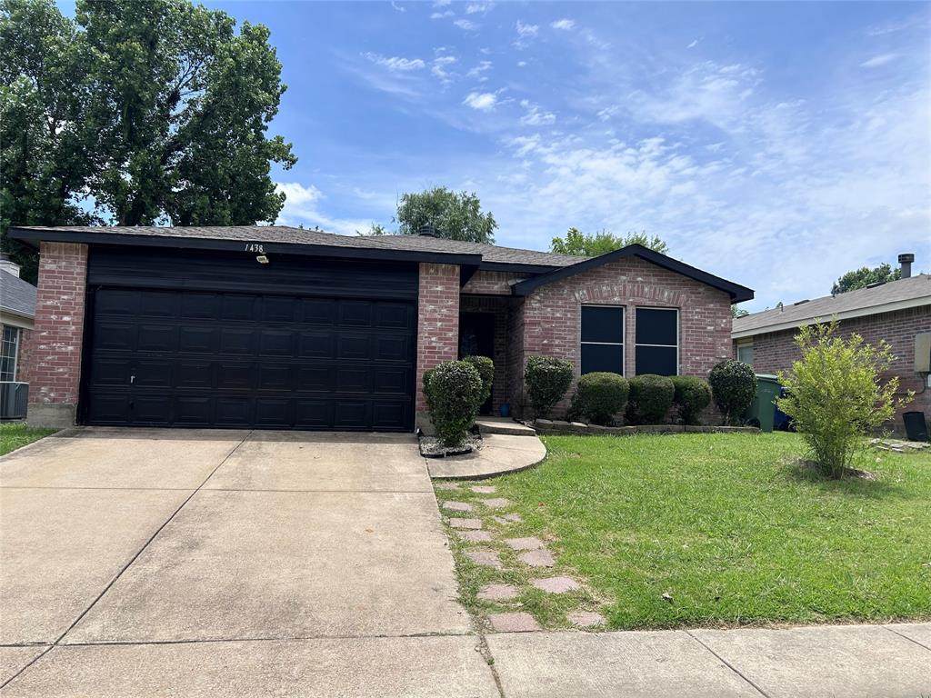 1438 Eastview Drive - Photo 1