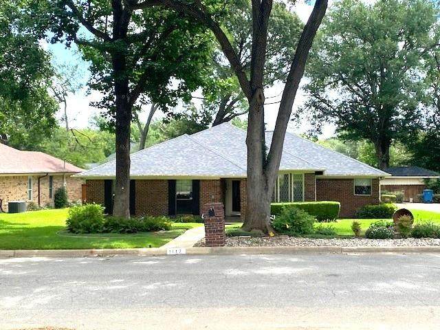 1117 Hillside Drive - Photo 1