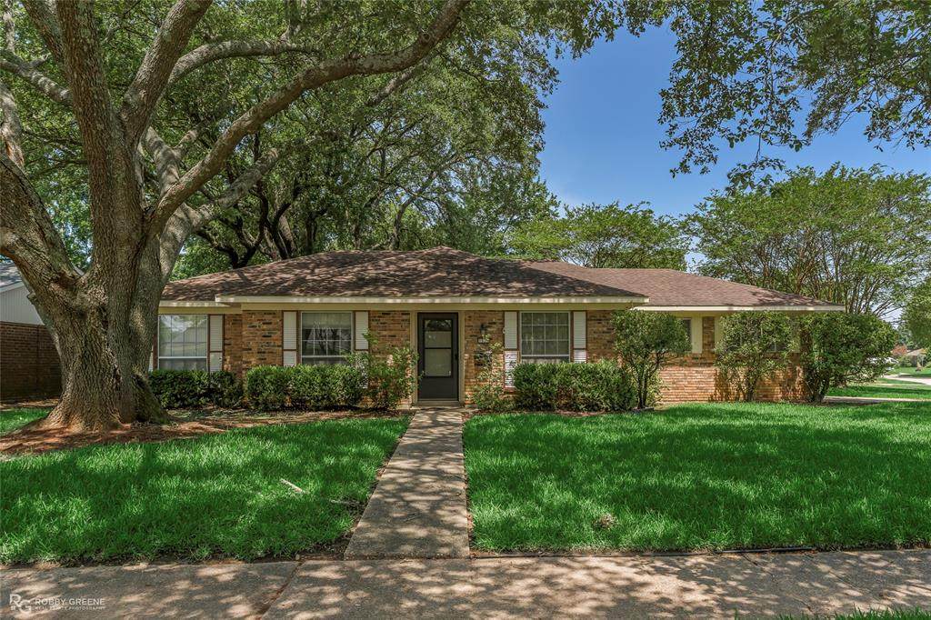 1519 Fox Street - Photo 1