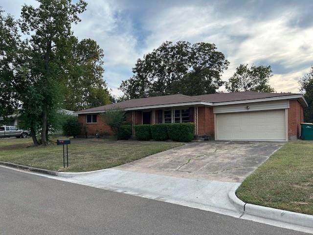 104 Emberwood Drive - Photo 1