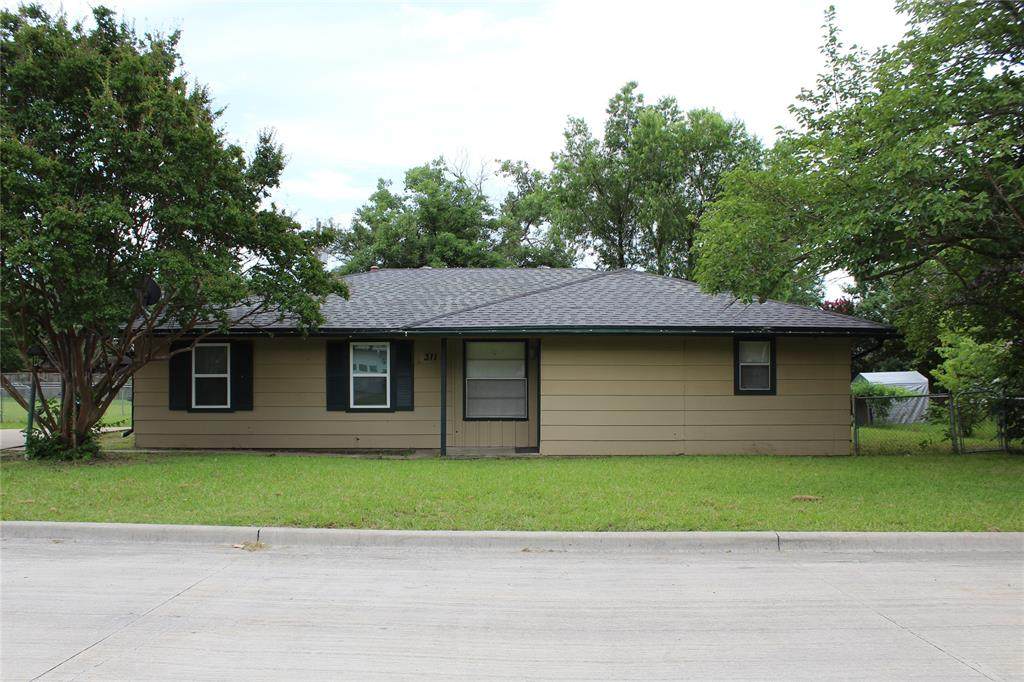311 Willow Lane - Photo 1