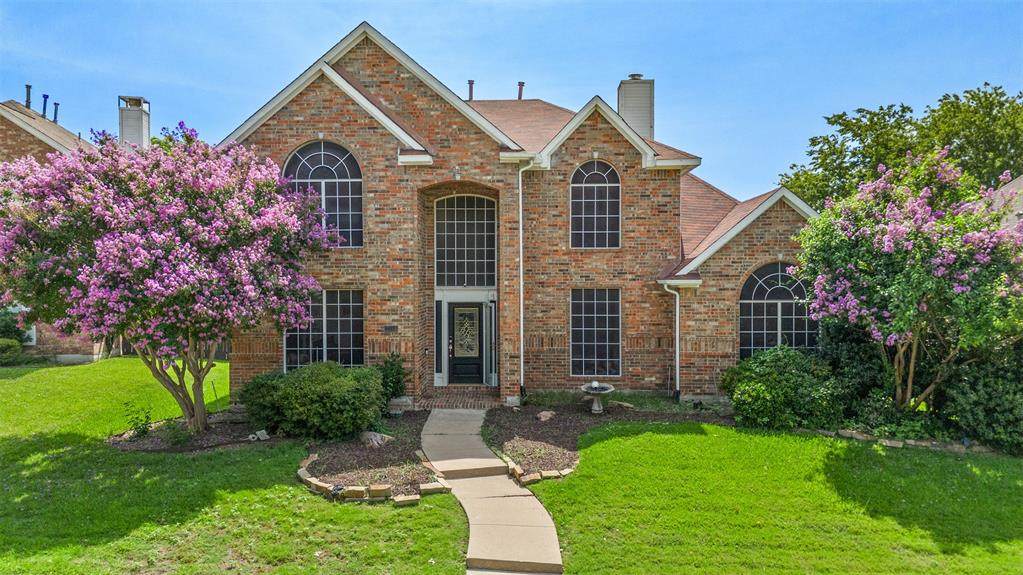 7114 Fieldstone Drive - Photo 1