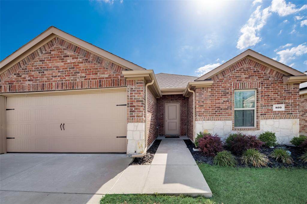 809 Meadow Wood Lane - Photo 1