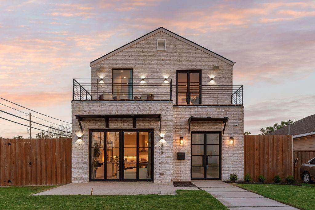 1802 Pueblo Street - Photo 1