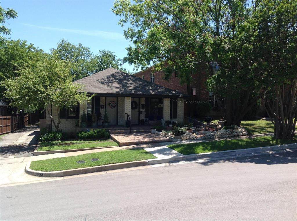 3951 Lafayette Avenue - Photo 1
