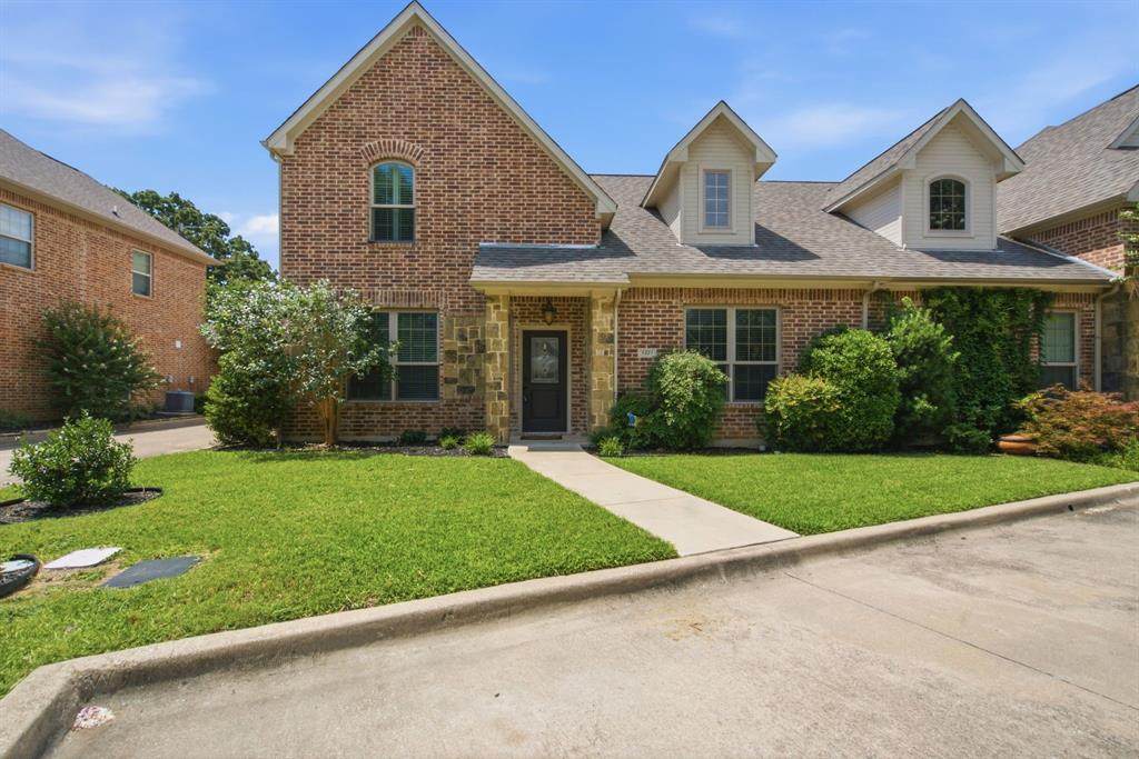 5221 Park Drive - Photo 1