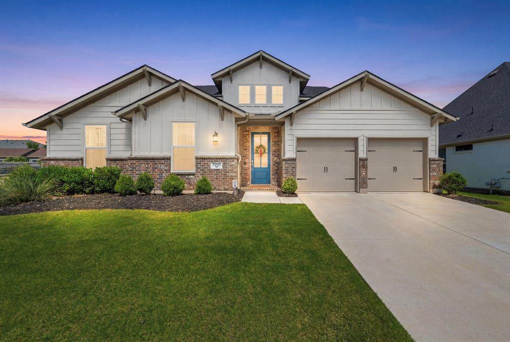 1001 Blueberry Way - Photo 1