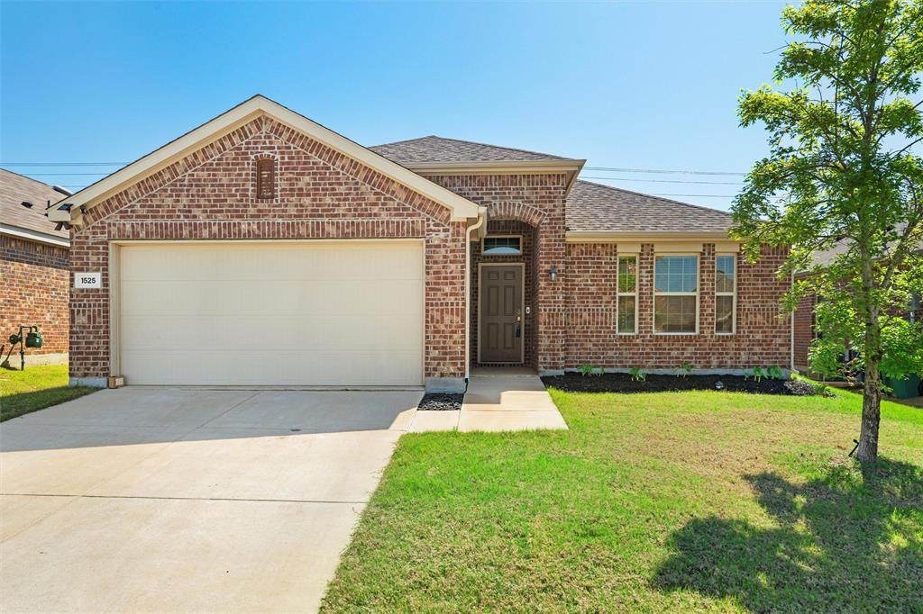 1525 Alamandine Avenue - Photo 1