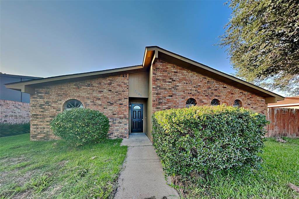 5045 Nash Drive - Photo 1