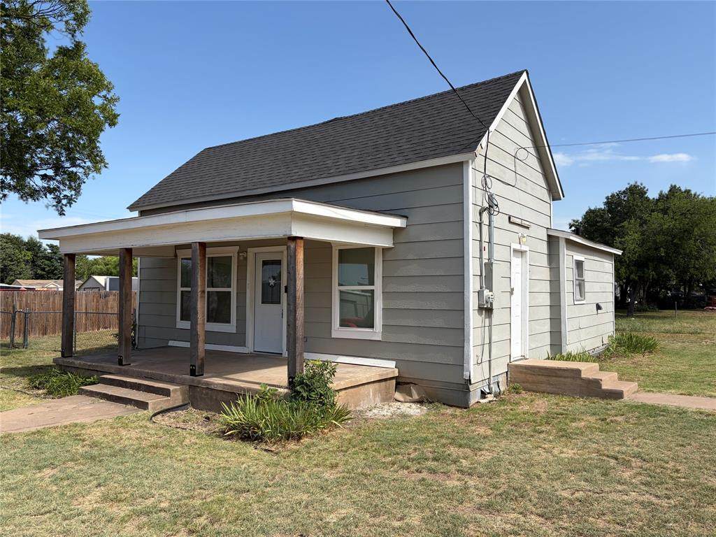 1341 16th Street - Photo 1