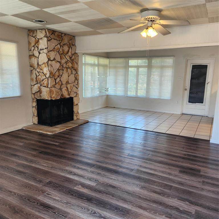 1907 Bell Avenue - Photo 1