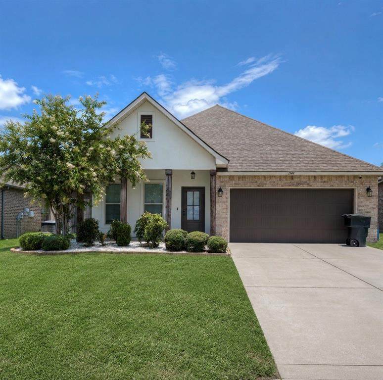 1544 Riverview Lane - Photo 1