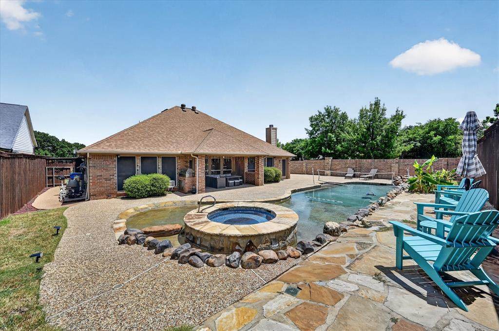 6001 Rock Cove - Photo 1