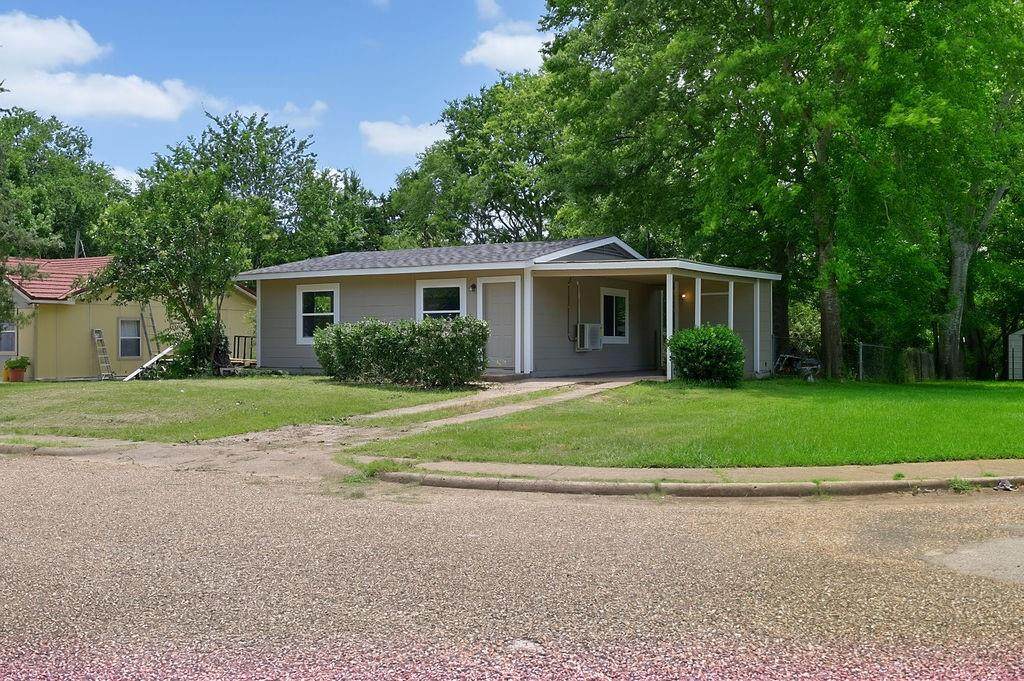 327 Randolph Street - Photo 1