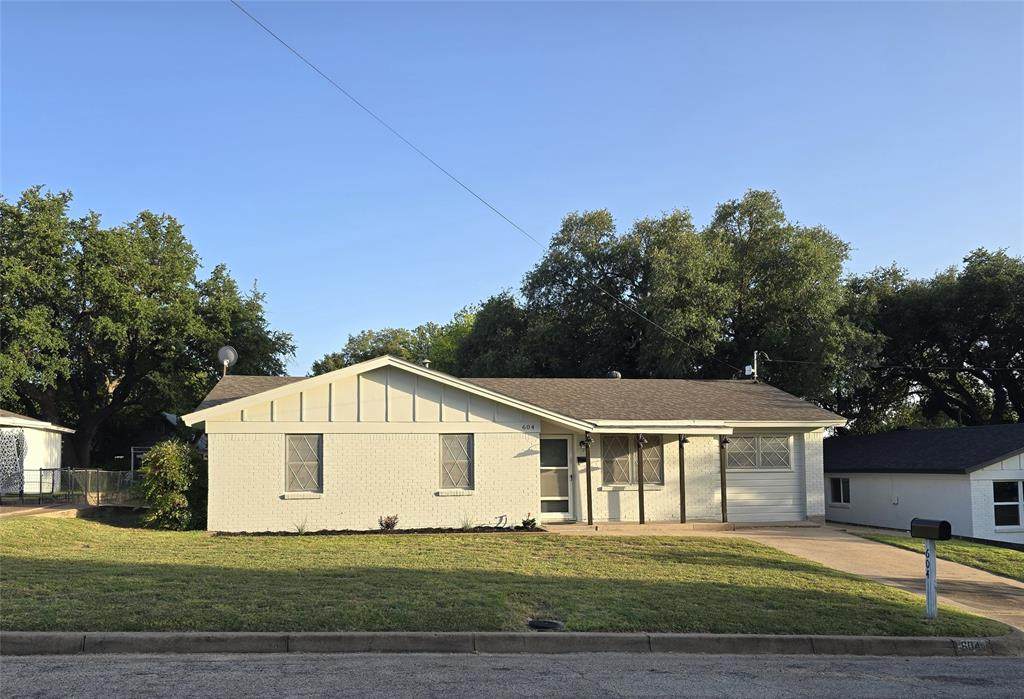 604 4th Street - Photo 1