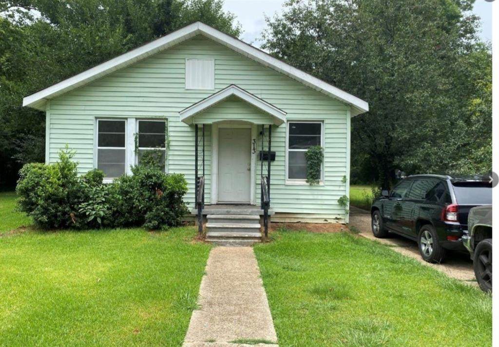313 Joannes Street - Photo 1