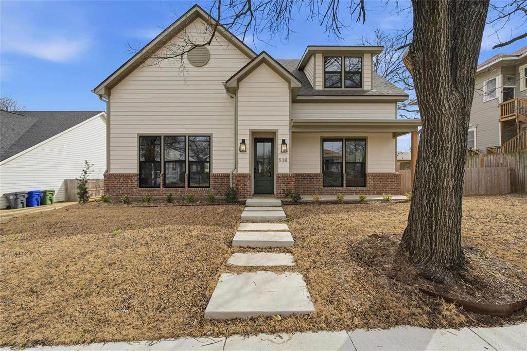 538 Proctor Avenue - Photo 1
