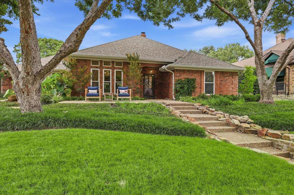 732 Meadowlark Lane - Photo 1
