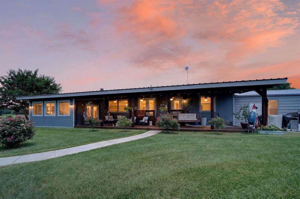 1465 County Road 3690 - Photo 1