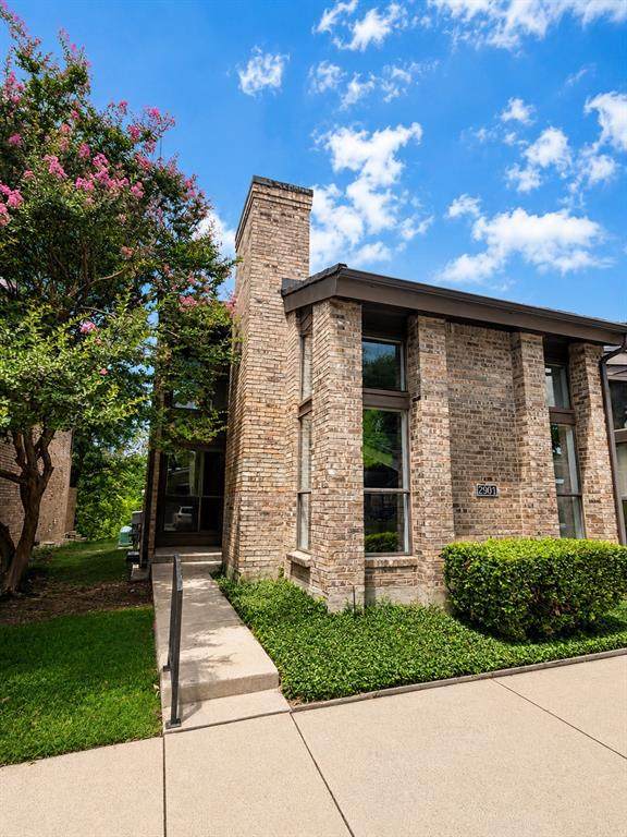 2204 Park Boulevard - Photo 1