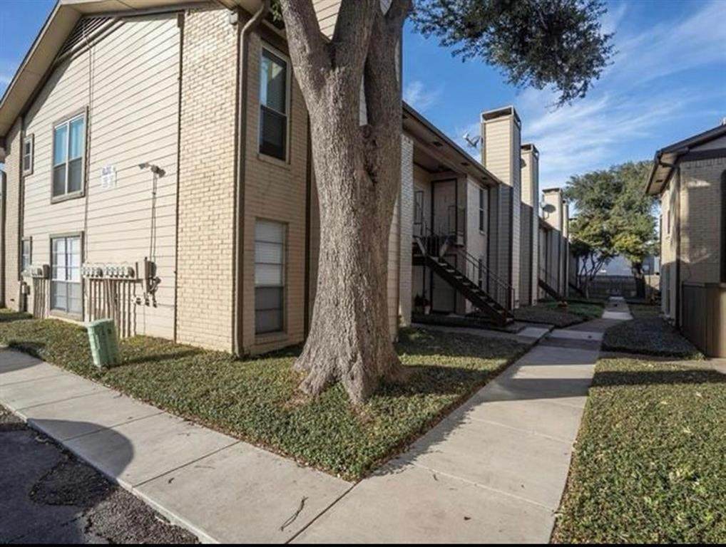 10650 Steppington Drive - Photo 1