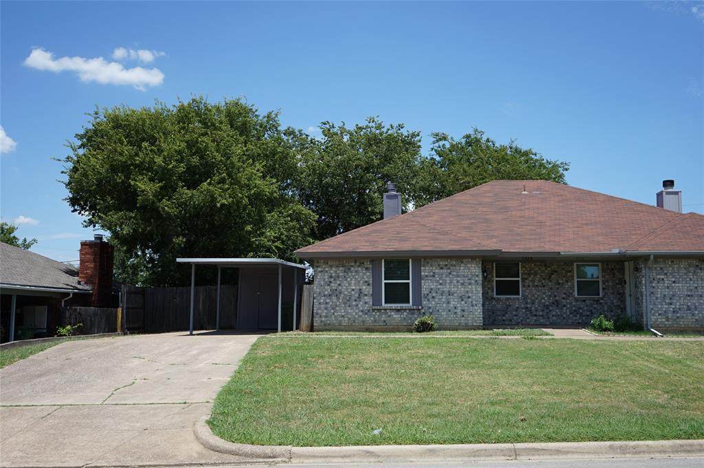 7729 Brandi Place - Photo 1