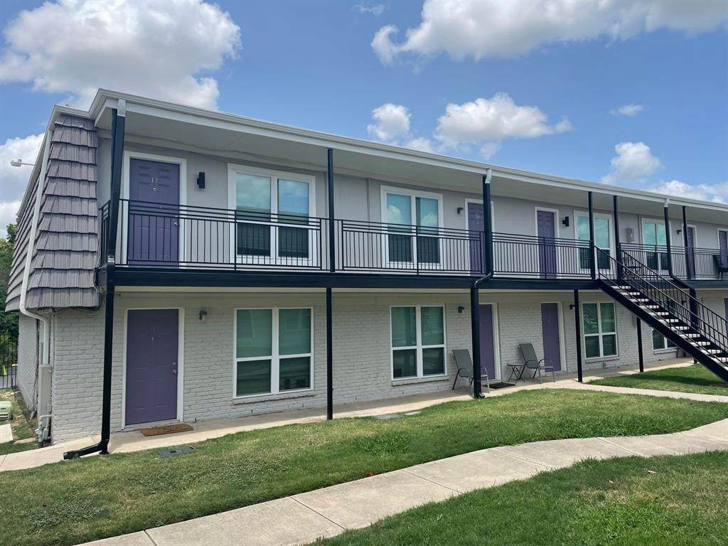 2200 Lowden Street - Photo 1