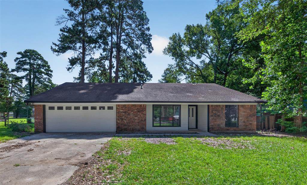 1047 Park Drive - Photo 1