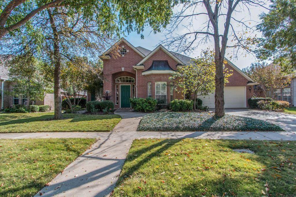 4636 Skyline Drive - Photo 1