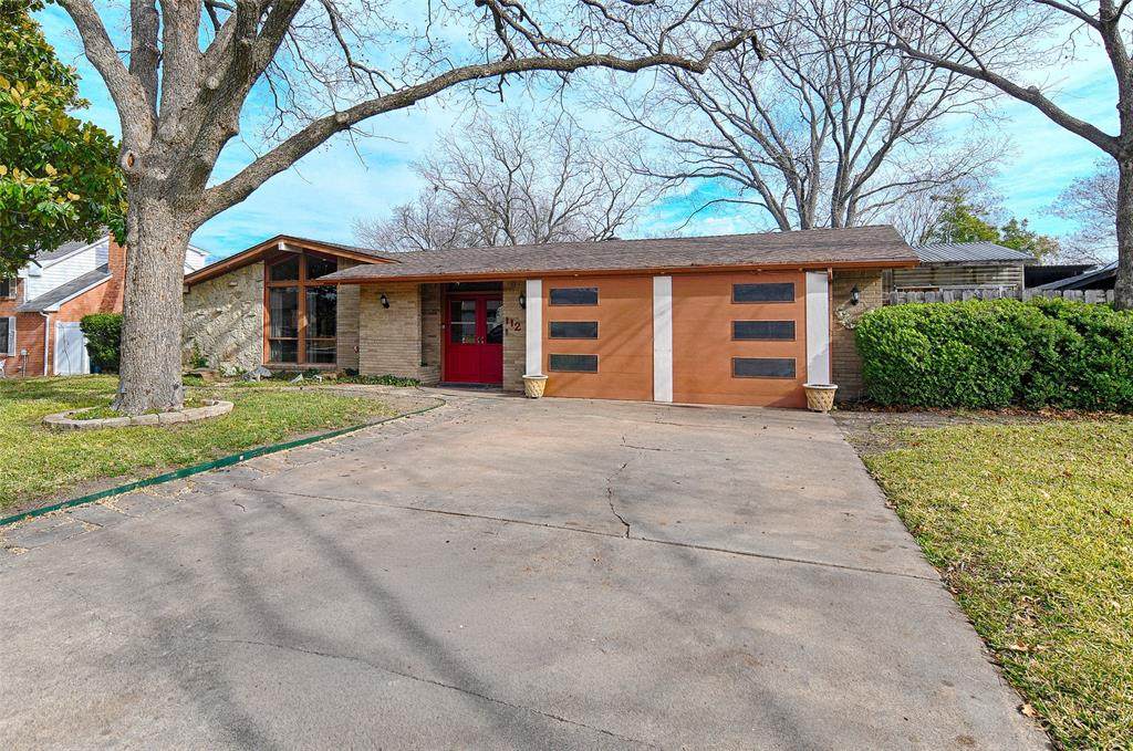 112 Cloudcrest Drive - Photo 1