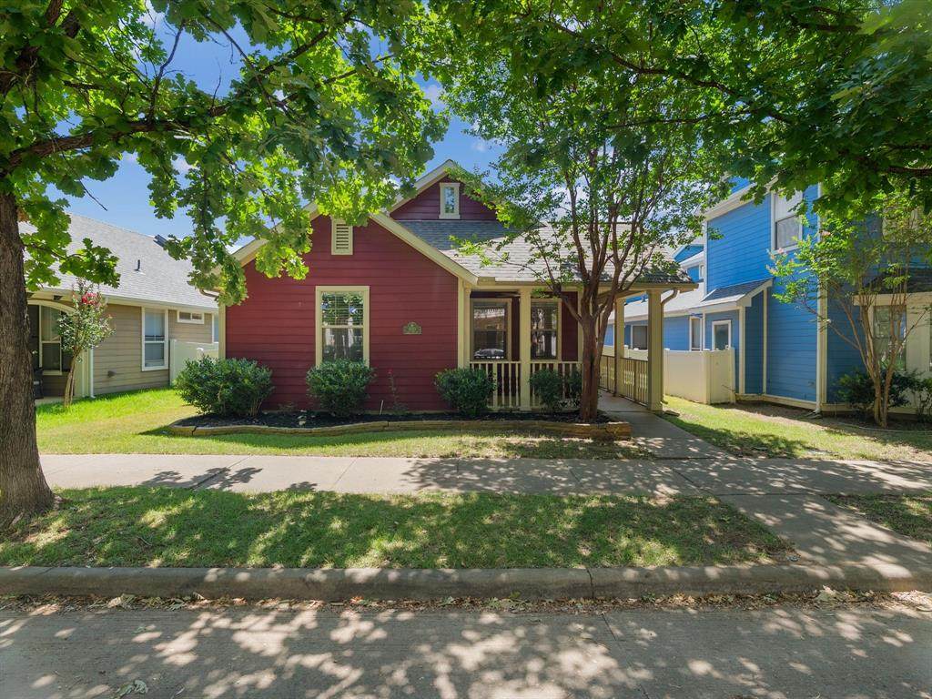 1020 Grey Fox Drive - Photo 1
