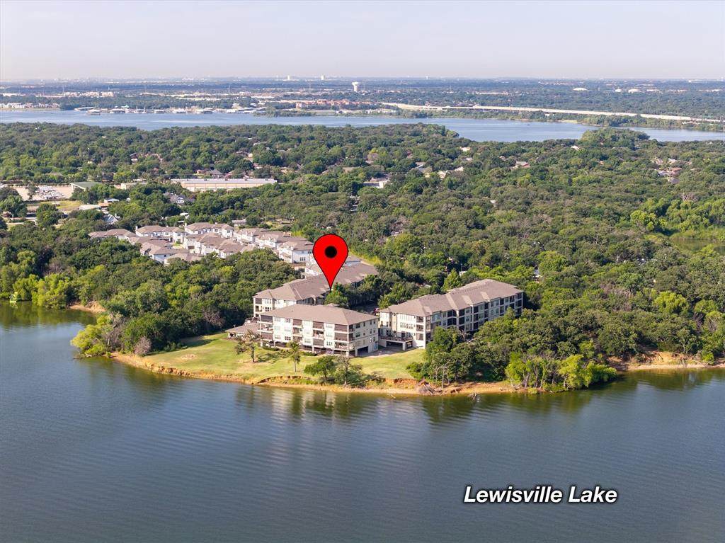 500 Waters Edge Drive - Photo 1