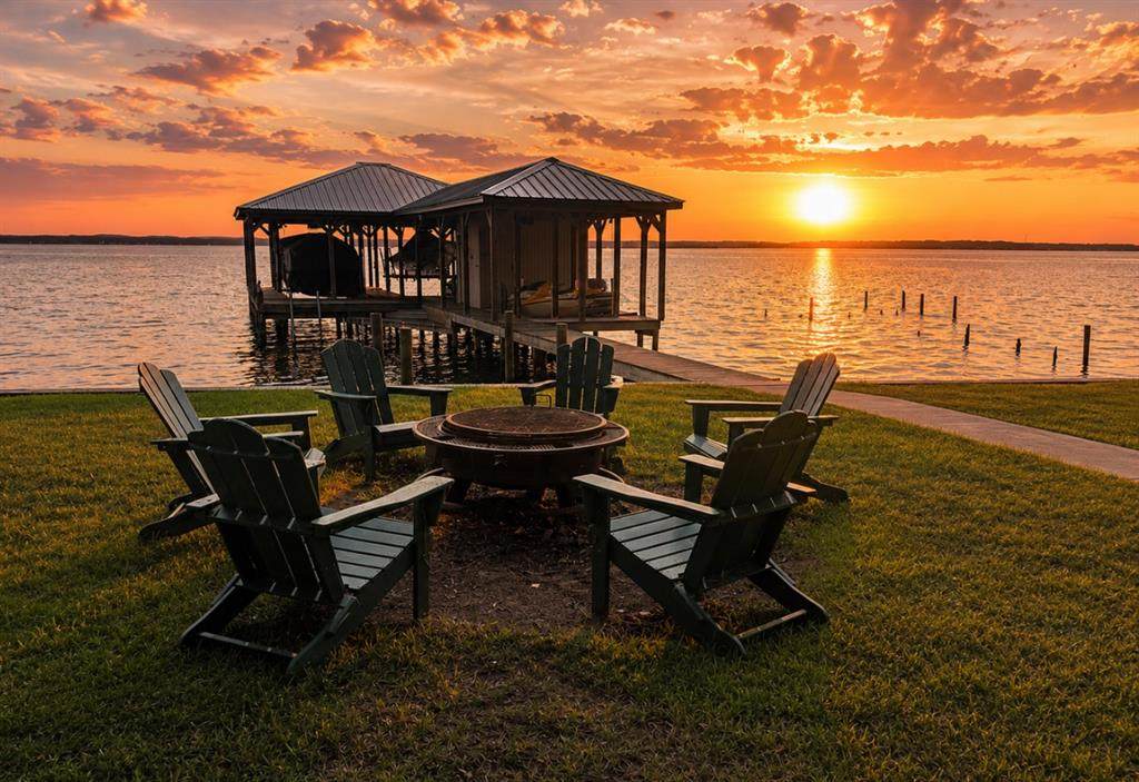 17160 Lakeview Drive - Photo 1