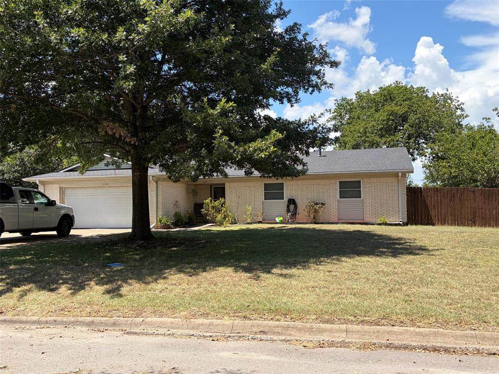 1309 Tamarisk - Photo 1